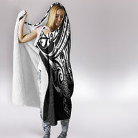 New Zealand Lizard Hooded Blanket Silver Fern Aotearoa Maori LT14 - Polynesian Pride