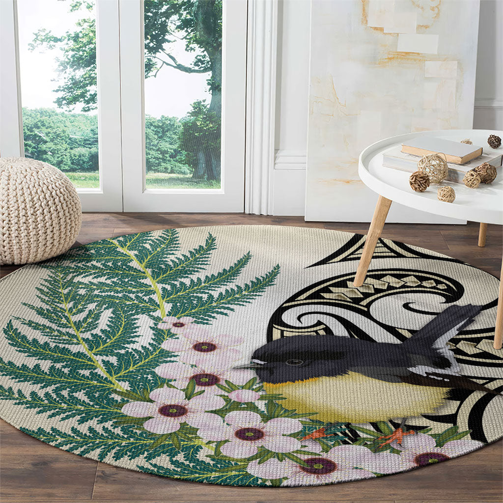 Endemic Tomtit New Zealand Round Carpet Miromiro Manuka Silver Fern Maori Pattern LT14 - Polynesian Pride
