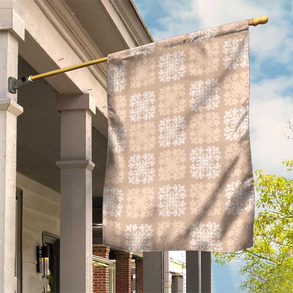 Beige Palaka Quilt Hawaii Garden Flag Traditional Hawaii-plaid Pattern - Polynesian Pride