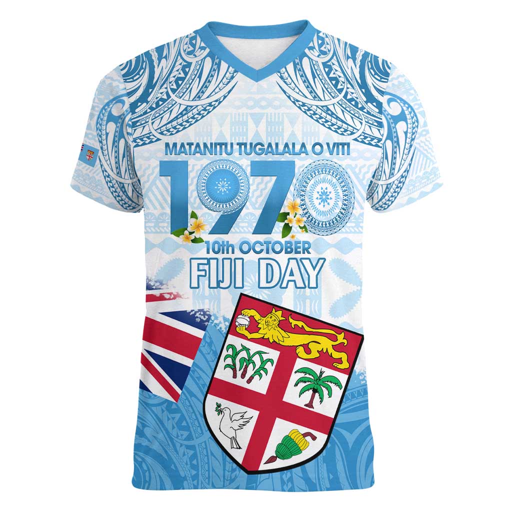 Fiji Day 1970 Women V-Neck T-Shirt Proud To Be A Fijian Tapa Pattern LT14 Female Blue - Polynesian Pride