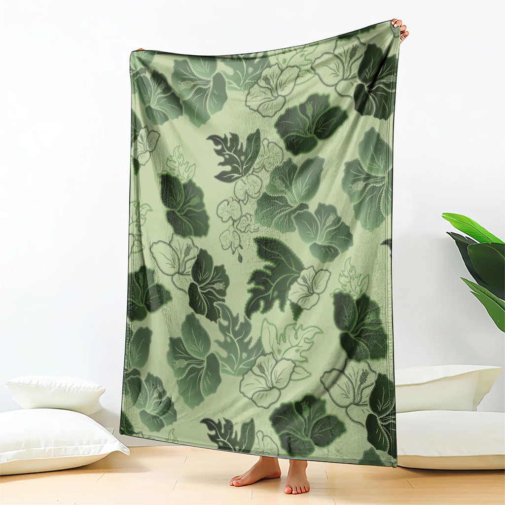 Vesuvian Green Aloha Hawaii Hibiscus Orchid Seamless Blanket