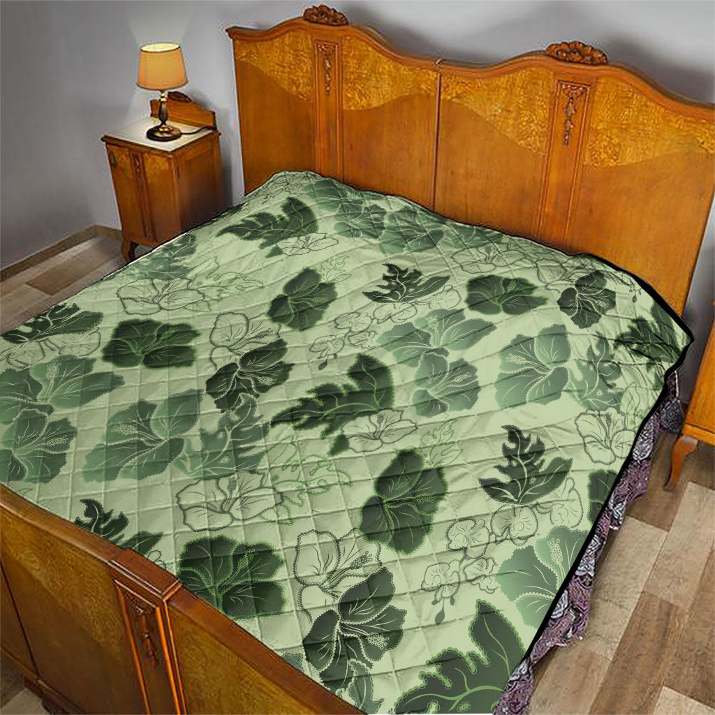 Vesuvian Green Aloha Hawaii Hibiscus Orchid Seamless Quilt