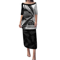 New Zealand Silver Fern Curling Personalised Family Matching Puletasi and Hawaiian Shirt Aotearoa Kiwi Ponga Black White Version LT14 Mom's Dress Black - Polynesian Pride