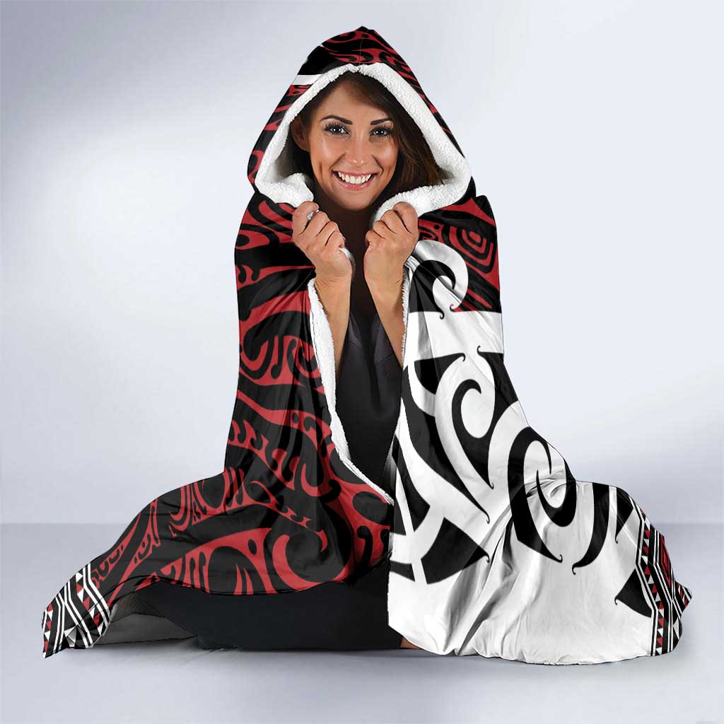 Personalised Aotearoa Bulldog Hooded Blanket New Zealand Maori Taniko Art LT14 - Polynesian Pride