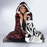 Personalised Aotearoa Bulldog Hooded Blanket New Zealand Maori Taniko Art LT14 - Polynesian Pride