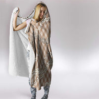 Brown Aloha Hawaii Shell Lei Hooded Blanket Palaka Hebrew Cone Honey Cowrie Elegant Curves - Polynesian Pride