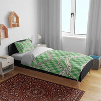 Green Aloha Hawaii Shell Lei Bedding Set Palaka Hebrew Cone Honey Cowrie Elegant Curves - Polynesian Pride