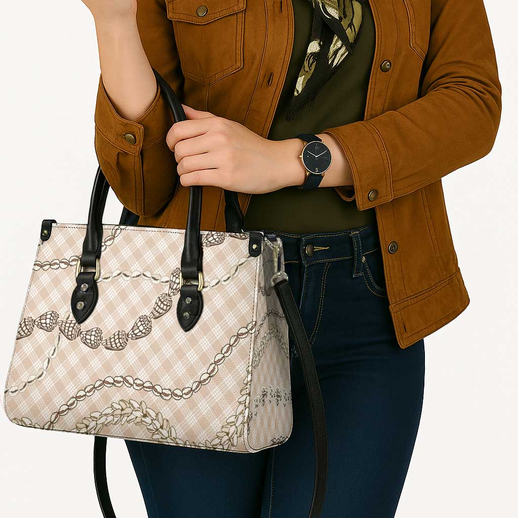 Beige Aloha Hawaii Shell Lei Leather Bag Palaka Hebrew Cone Honey Cowrie Elegant Curves LT14 - Polynesian Pride