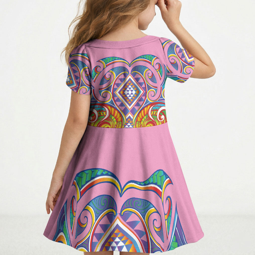 Rainbow Ngaru Taniko With Aotearoa Maori Tattoo Kid Short Sleeve Dress