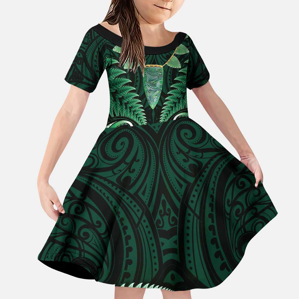 Aotearoa Pounamu Niho Family Matching Puletasi and Hawaiian Shirt Silver Fern Mix Maori Pattern - Green LT14 Daughter's Dress Green - Polynesian Pride