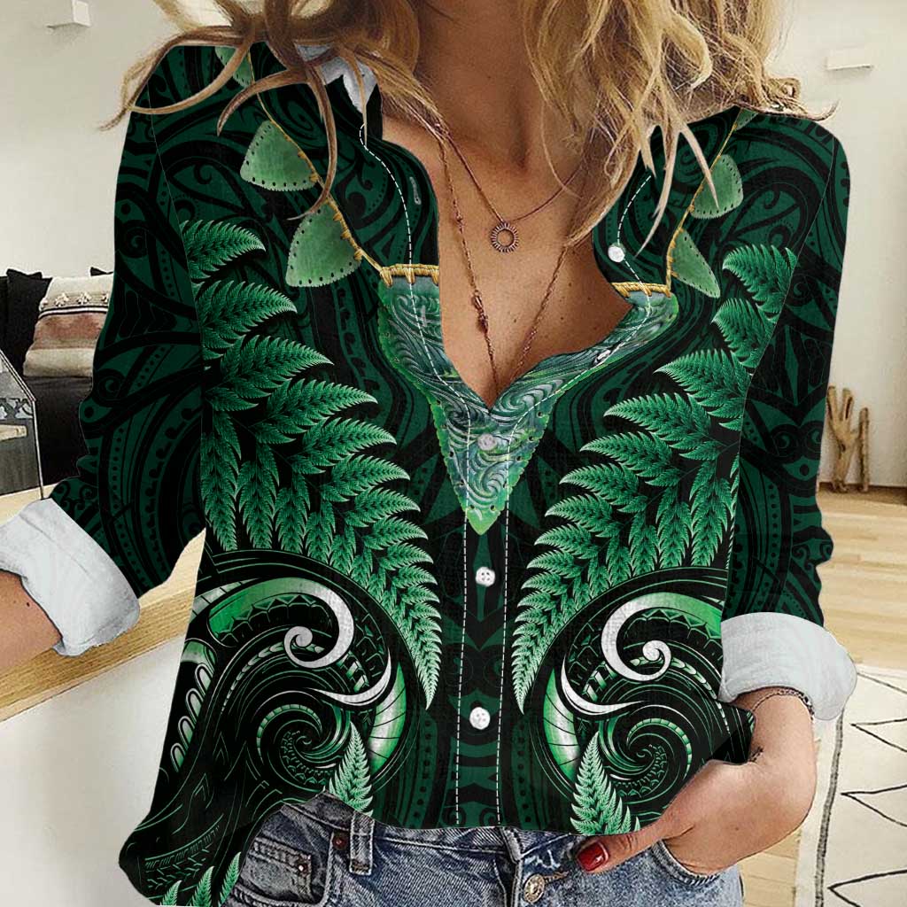 Aotearoa Pounamu Niho Women Casual Shirt Silver Fern Mix Maori Pattern - Green LT14 Female Green - Polynesian Pride