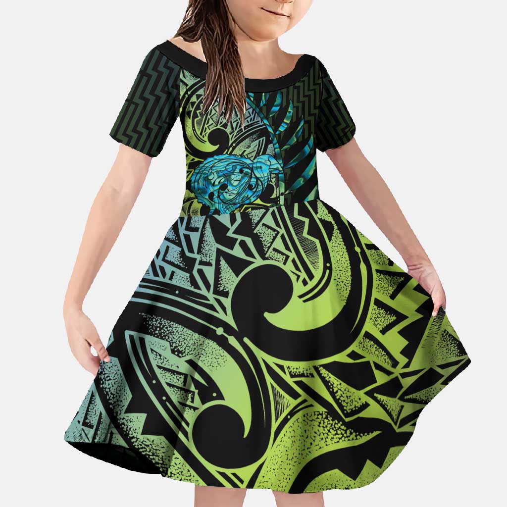 Southland Takehe Pounama Family Matching Off Shoulder Maxi Dress and Hawaiian Shirt Aotearoa Poutama Paua Shell Fern LT14 Daughter's Dress Black - Polynesian Pride