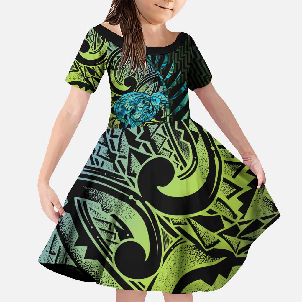 Southland Takehe Pounama Family Matching Summer Maxi Dress and Hawaiian Shirt Aotearoa Poutama Paua Shell Fern LT14 Daughter's Dress Black - Polynesian Pride