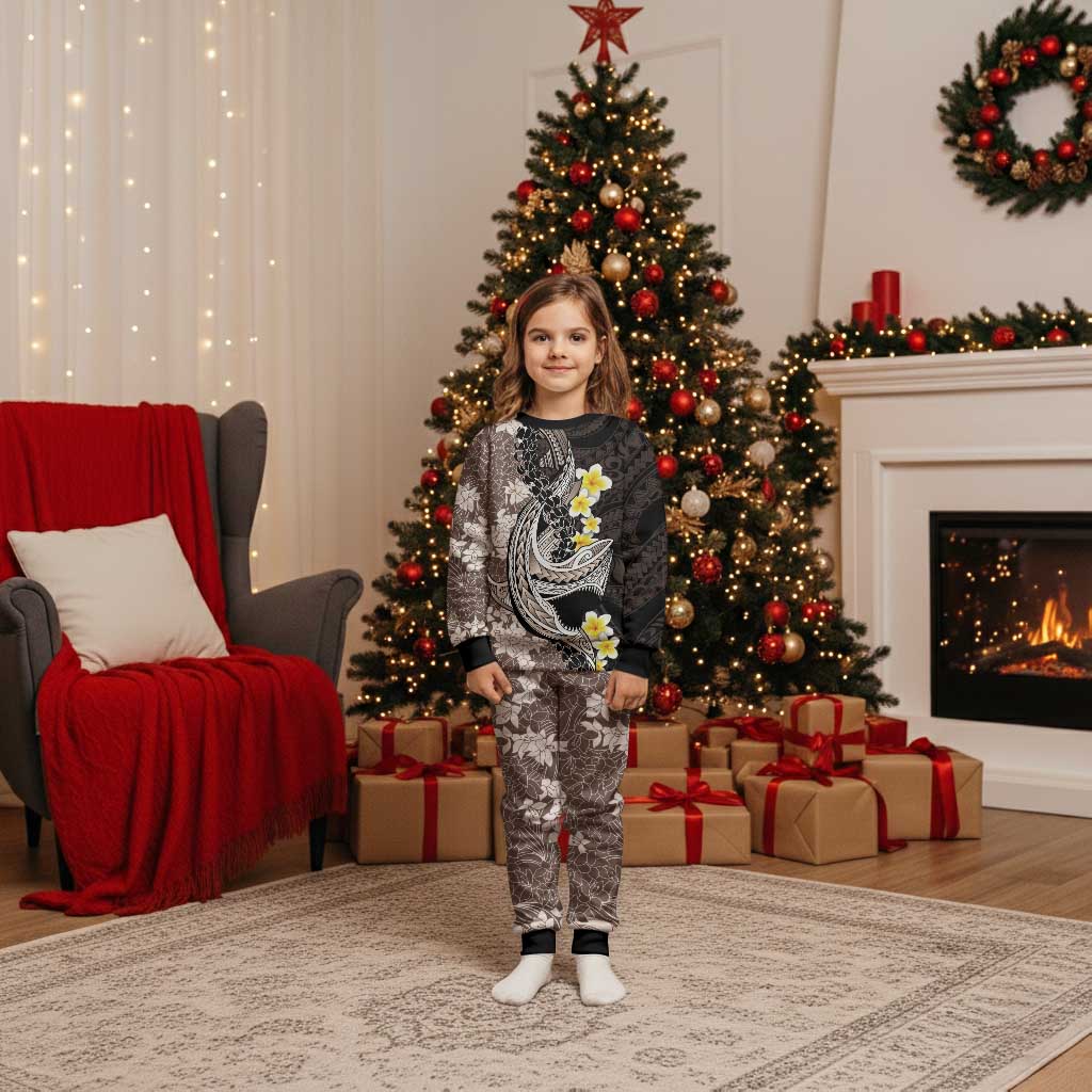 Brown and Black Hawaii Shark Tattoo Christmas Pajama Set Puakenikeni Lei Plumeria Polynesian Pattern - Polynesian Pride