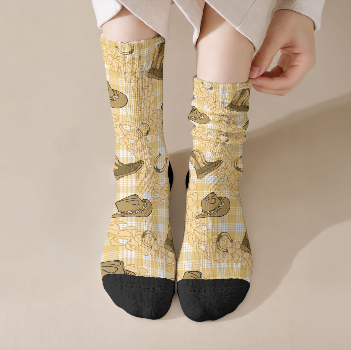 Yellow Palaka Hawaii Cowboy Crew Socks Puakenikeni Lei Paniolo Papale Seamless Vibes LT14 Crew Socks Yellow - Polynesian Pride