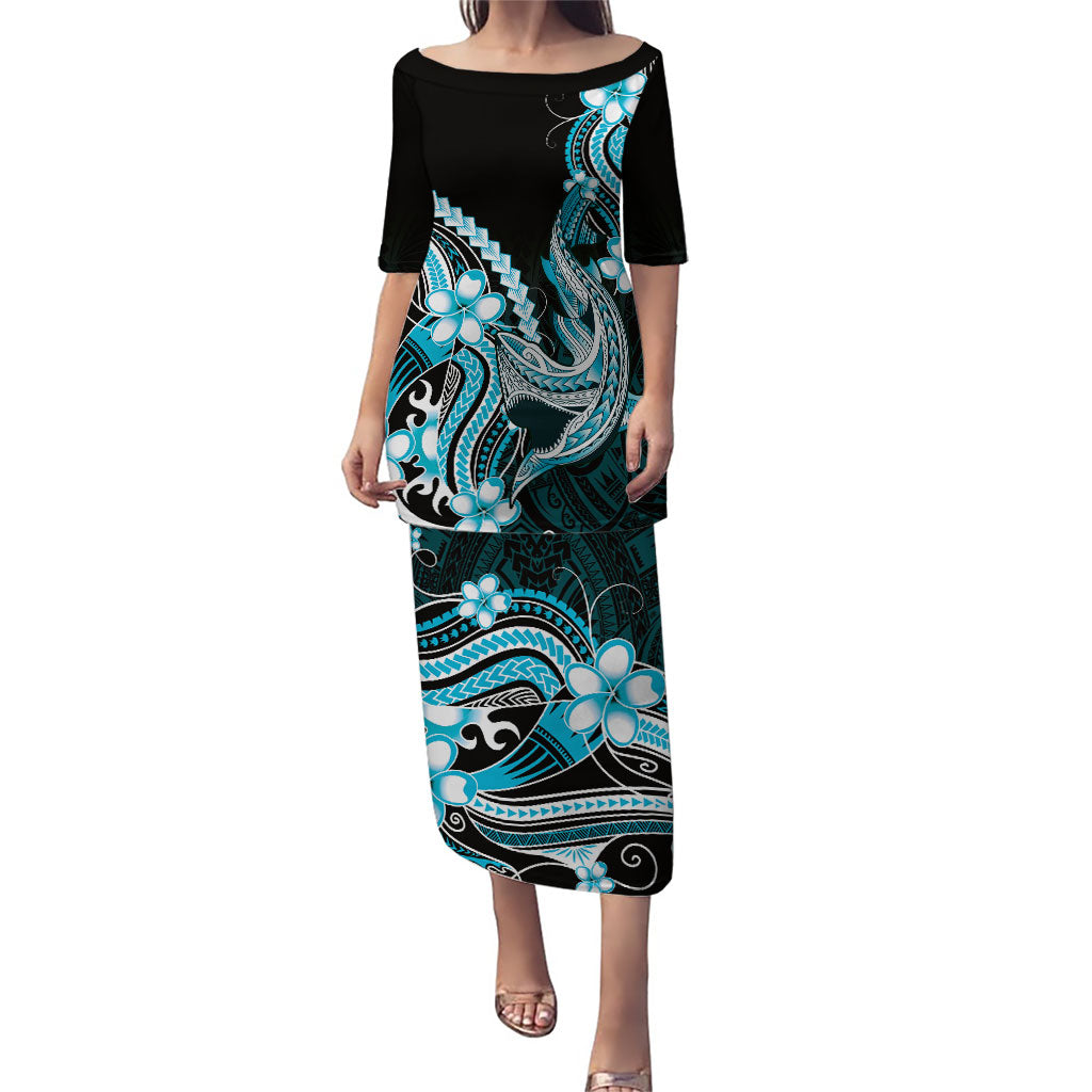 Blue Black Aloha Hawaii Family Matching Puletasi and Hawaiian Shirt Polynesian Shark Tattoo Plumeria LT14 Mom's Dress Blue - Polynesian Pride