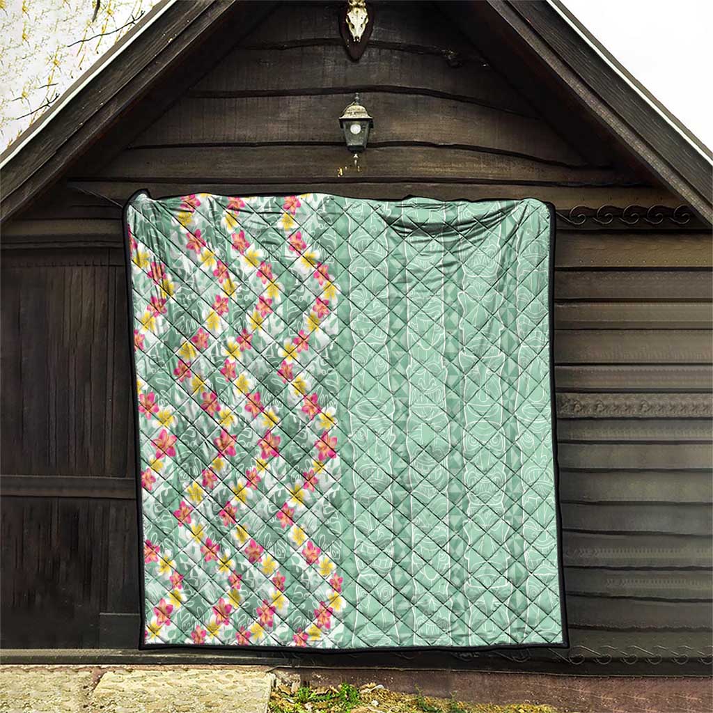 Menthol Green Aloha Hawaii Tiki Quilt Tropical Plumeria - Seamless Style