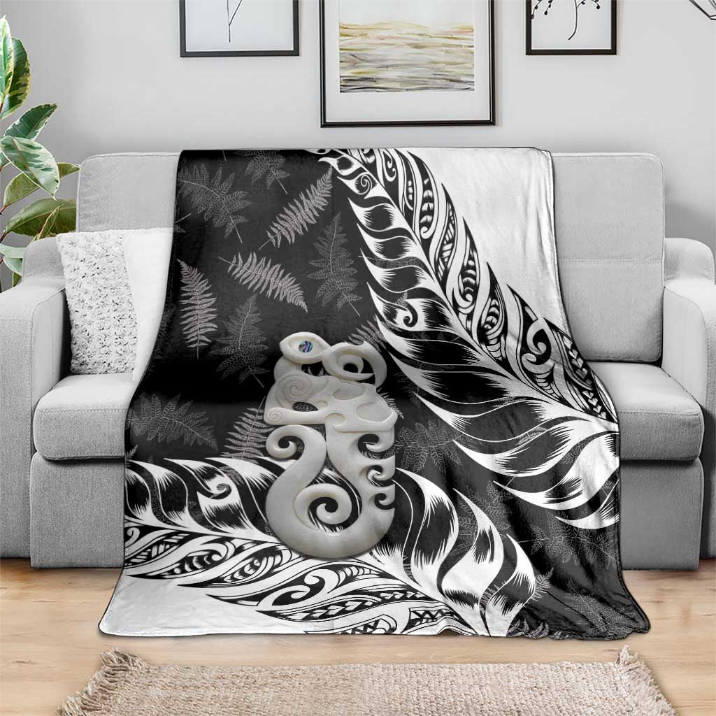 Aotearoa Manaia NZ Maori Silver Fern Blanket