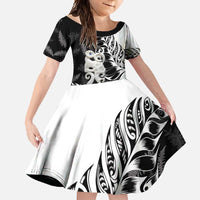 Aotearoa Manaia NZ Maori Silver Fern Family Matching Mermaid Dress and Hawaiian Shirt LT14 Daughter's Dress Black - Polynesian Pride