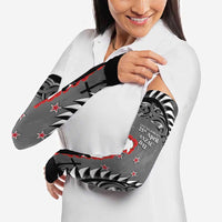 New Zealand ANZAC Day Arm Sleeves 25th April Silver Fern With Poppy LT14 - Polynesian Pride
