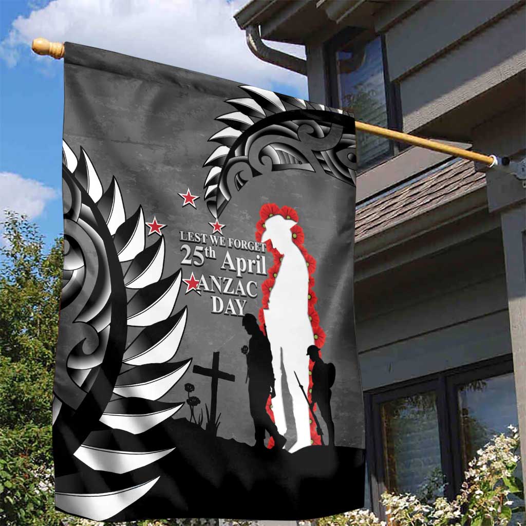 New Zealand ANZAC Day Garden Flag 25th April Silver Fern With Poppy LT14 - Polynesian Pride