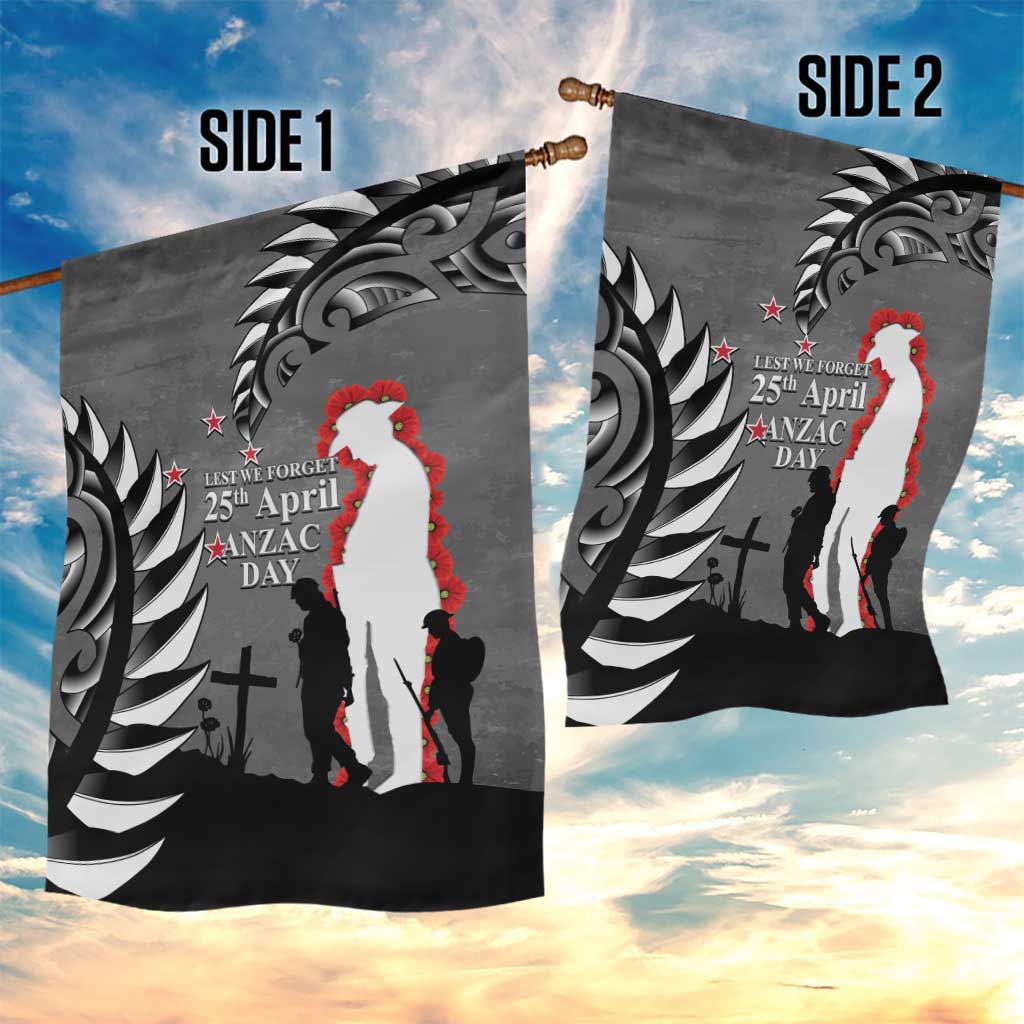 New Zealand ANZAC Day Garden Flag 25th April Silver Fern With Poppy LT14 - Polynesian Pride