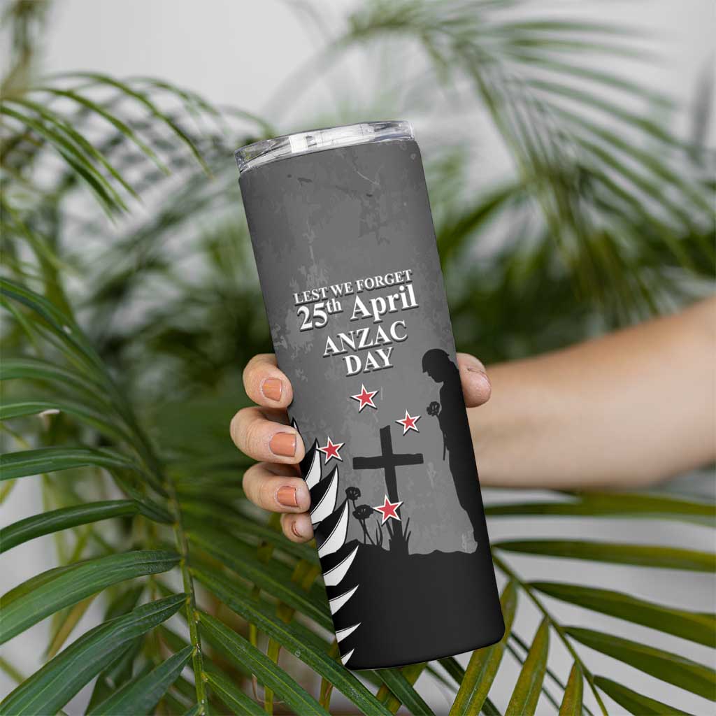 New Zealand ANZAC Day Skinny Tumbler 25th April Silver Fern With Poppy LT14 - Polynesian Pride