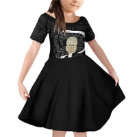 Black New Zealand Eel Family Matching Off Shoulder Short Dress and Hawaiian Shirt Aotearoa Maori Tuna With Kotiate Weapon LT14 Daughter's Dress Black - Polynesian Pride