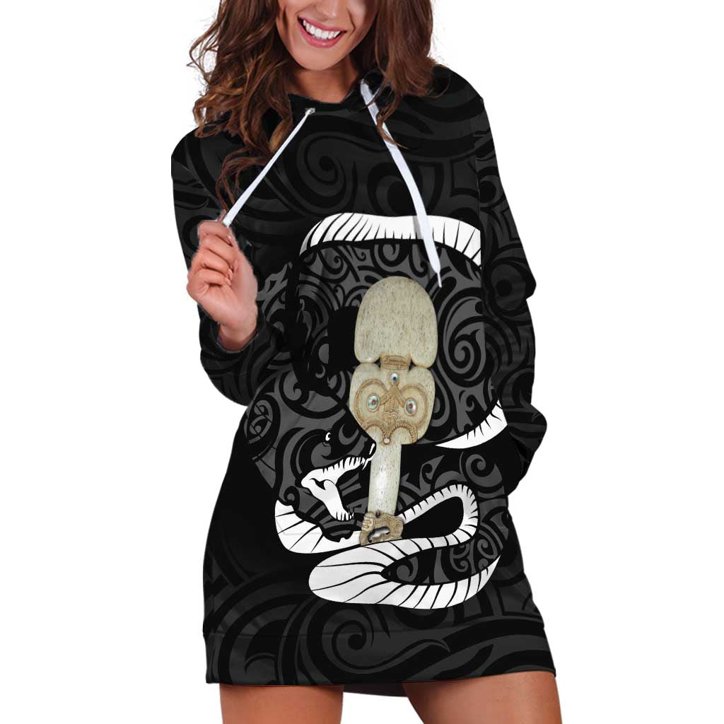 Black New Zealand Eel Hoodie Dress Aotearoa Maori Tuna With Kotiate Weapon LT14 Black - Polynesian Pride