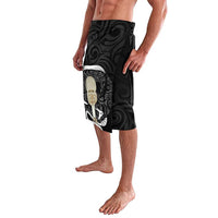 Black New Zealand Eel Lavalava Aotearoa Maori Tuna With Kotiate Weapon LT14 - Polynesian Pride