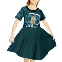 Turquoise New Zealand Eel Kid Short Sleeve Dress Aotearoa Maori Tuna With Kotiate Weapon LT14 - Polynesian Pride
