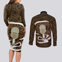 Gold New Zealand Eel Couples Matching Long Sleeve Bodycon Dress and Long Sleeve Button Shirt Aotearoa Maori Tuna With Kotiate Weapon LT14 - Polynesian Pride