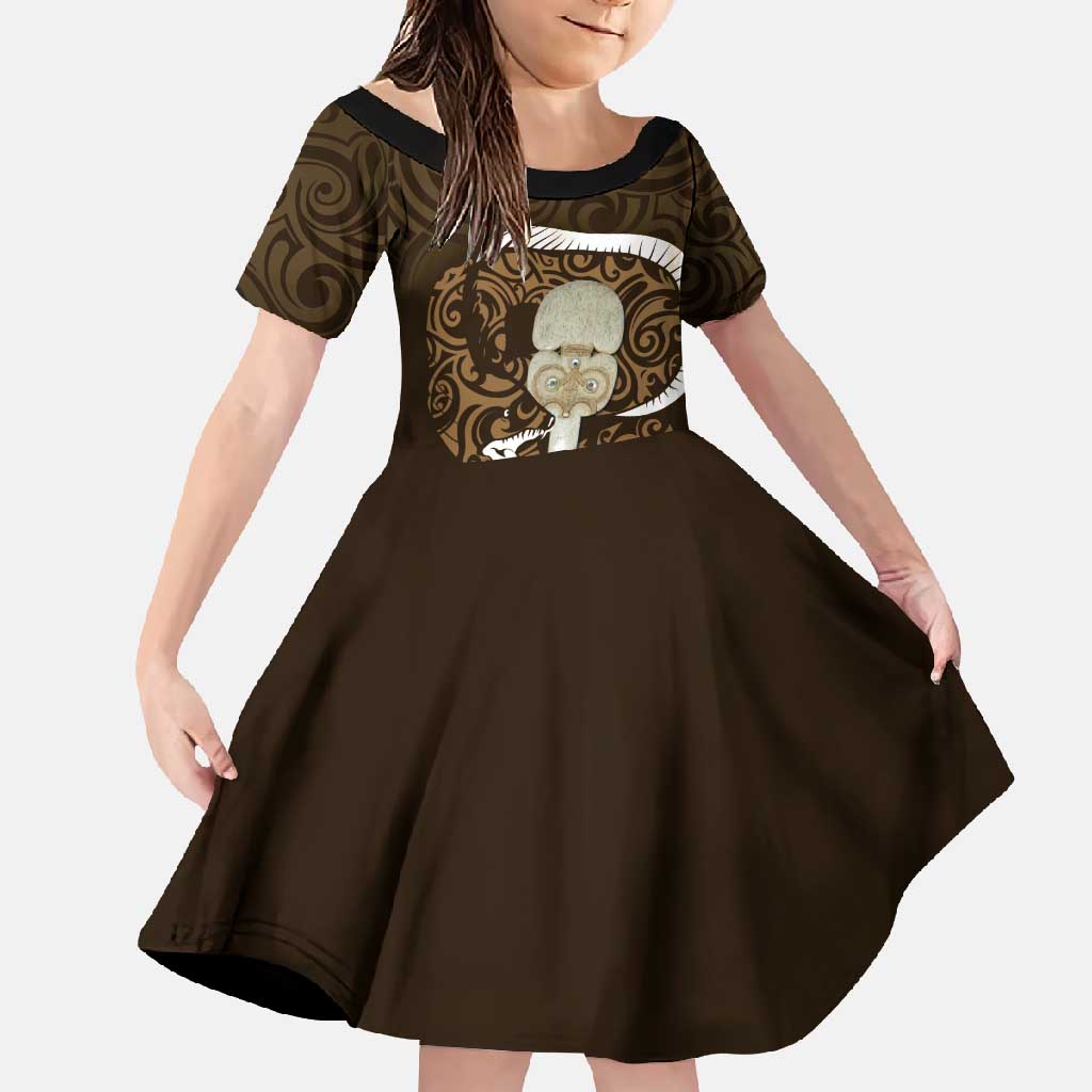 Gold New Zealand Eel Family Matching Off Shoulder Maxi Dress and Hawaiian Shirt Aotearoa Maori Tuna With Kotiate Weapon LT14 Daughter's Dress Gold - Polynesian Pride