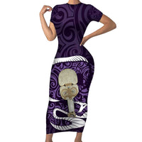 Purple New Zealand Eel Short Sleeve Bodycon Dress Aotearoa Maori Tuna With Kotiate Weapon LT14 Long Dress Purple - Polynesian Pride