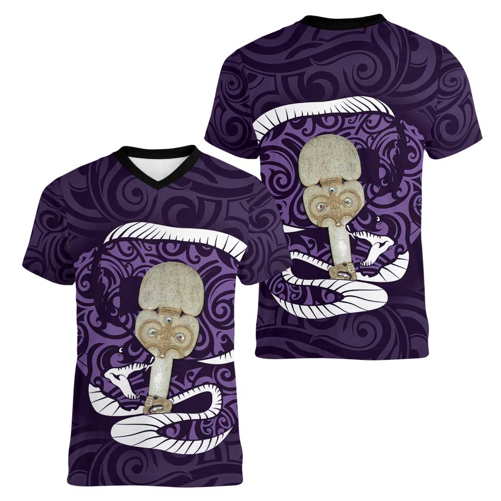 Purple New Zealand Eel Women V-Neck T-Shirt Aotearoa Maori Tuna With Kotiate Weapon LT14 - Polynesian Pride