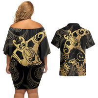 Black And Gold Aotearoa Whai Couples Matching Off Shoulder Short Dress and Hawaiian Shirt NZ Stingrays Maori Curves Style LT14 - Polynesian Pride