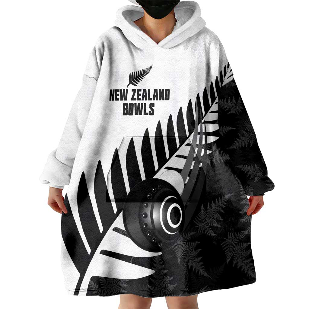 New Zealand Lawn Bowls Custom Wearable Blanket Hoodie Aotearoa Silver Fern LT14 - Polynesian Pride