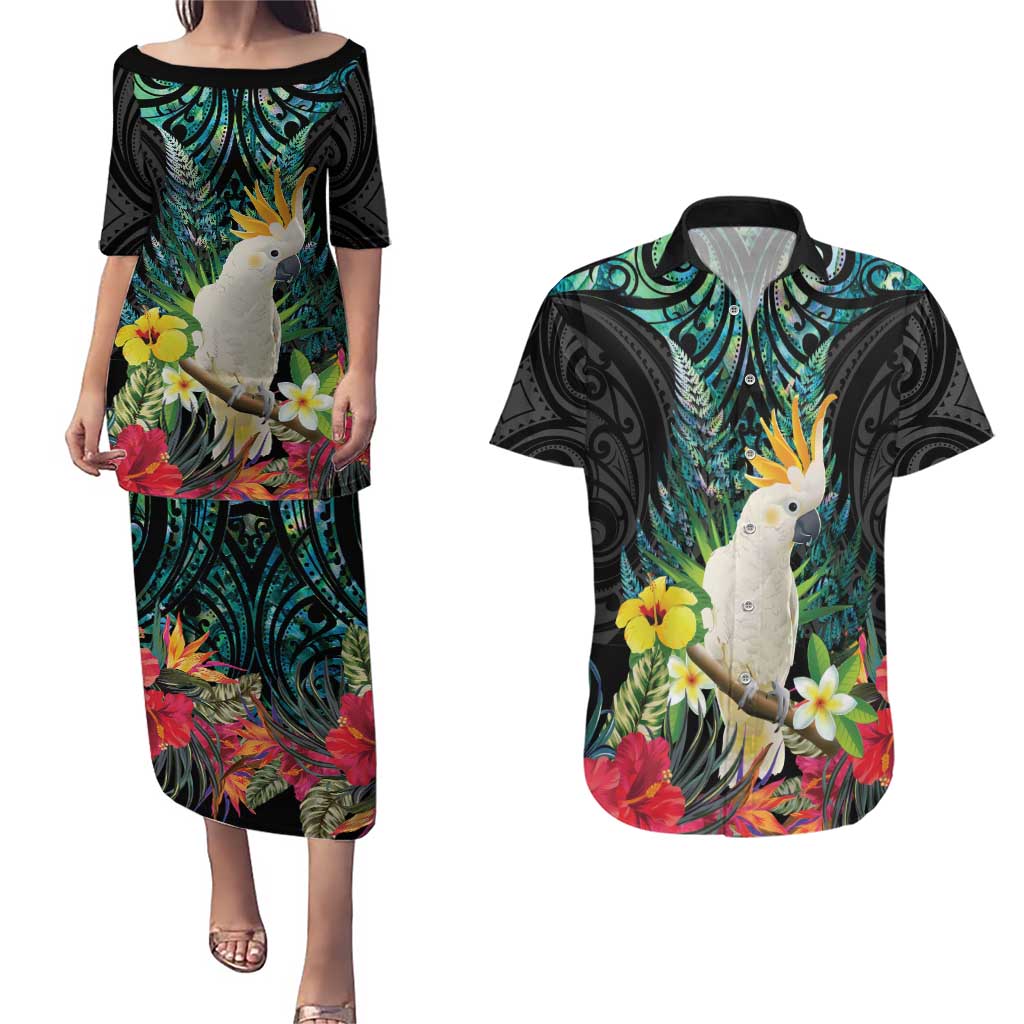 Sulphur-crested Cockatoo New Zealand Couples Matching Puletasi and Hawaiian Shirt Paua Shell Aotearoa Maori Tropical Flowers LT14 Black - Polynesian Pride