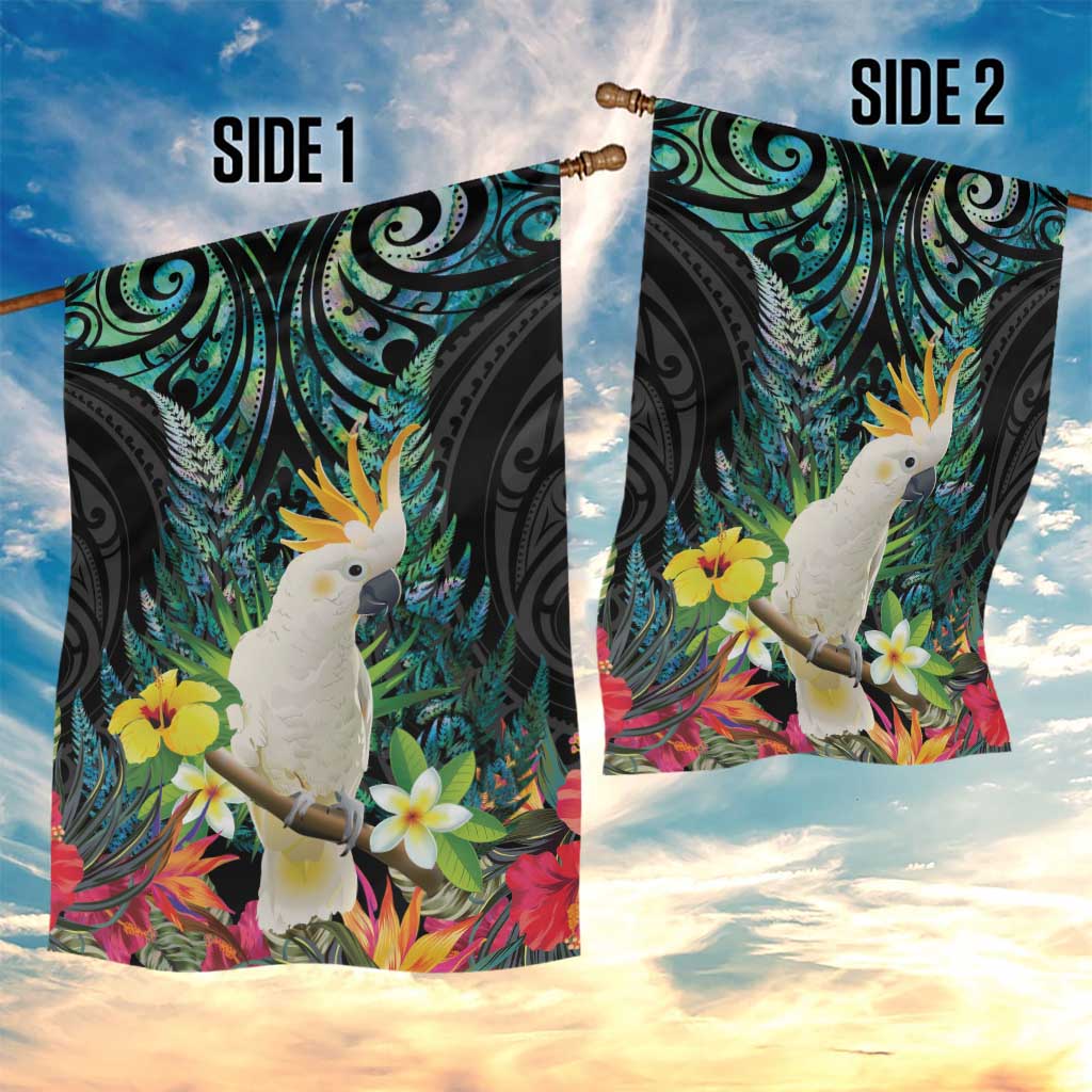 Sulphur-crested Cockatoo New Zealand Garden Flag Paua Shell Aotearoa Maori Tropical Flowers LT14 - Polynesian Pride