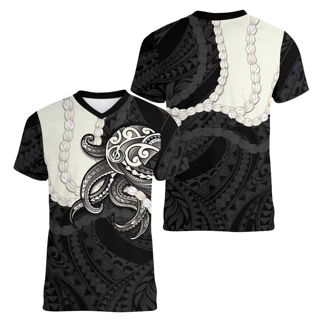 Black Polynesia Tribal Octopus Tattoo Women V-Neck T-Shirt Pikake Lei Polynesian Pattern