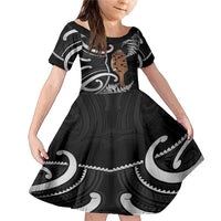 New Zealand Maripi Family Matching Mermaid Dress and Hawaiian Shirt Silver Fern Mix Aotearoa Maori Pattern LT14 Daughter's Dress Black - Polynesian Pride