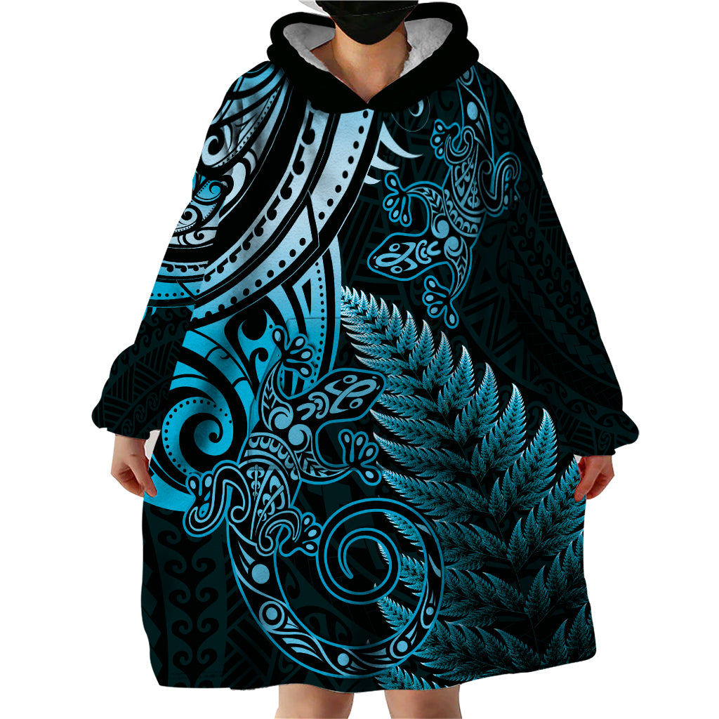 New Zealand Lizard Wearable Blanket Hoodie Silver Fern Aotearoa Maori Blue Version LT14 - Polynesian Pride