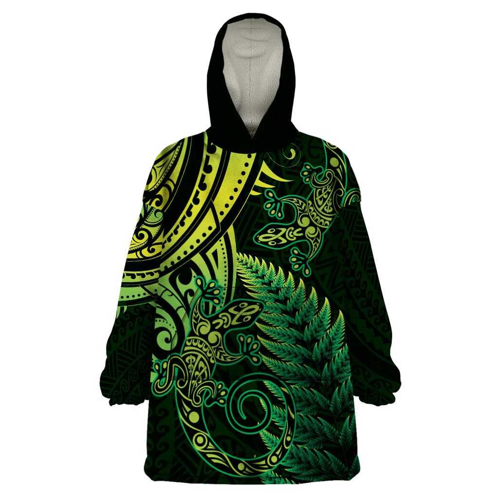 New Zealand Lizard Wearable Blanket Hoodie Silver Fern Aotearoa Maori Green Version LT14 One Size Green - Polynesian Pride