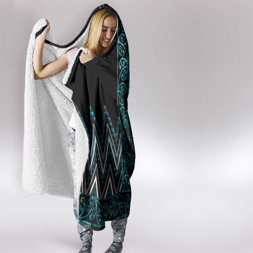 Paua Shell Aotearoa Mangopare Kowhaiwhai and Niho Taniwha Hooded Blanket Maori New Zealand LT14 - Polynesian Pride
