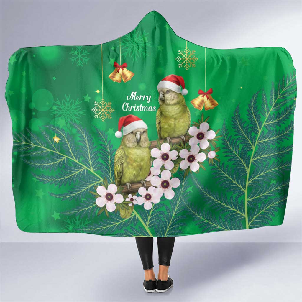 New Zealand Kakapo Christmas Hooded Blanket Owl Parrot Santa Sliver Fern Manuka - Green LT14 One Size Green - Polynesian Pride