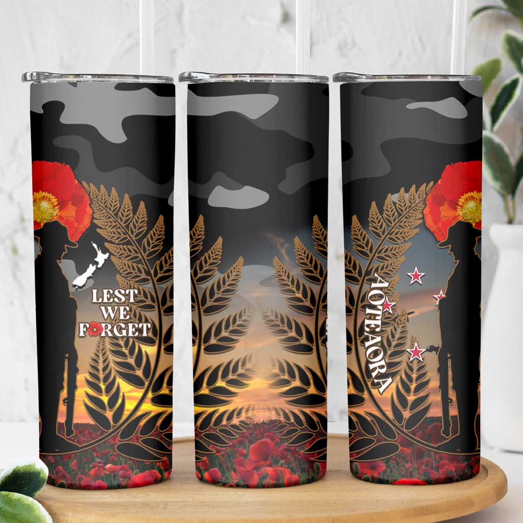 New Zealand ANZAC Day Skinny Tumbler Lest We Forget Silver Fern With Camouflage LT14 - Polynesian Pride