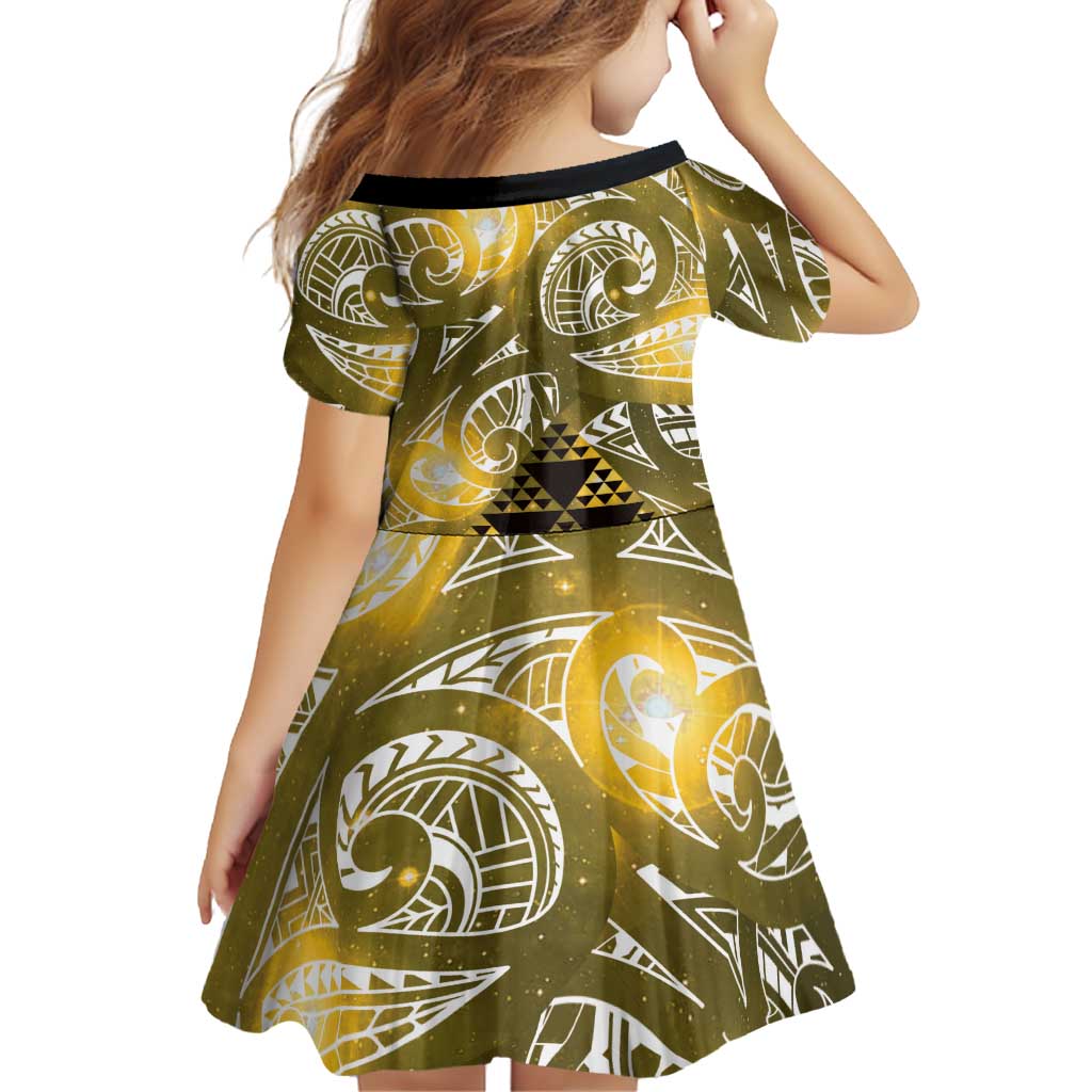 Matariki New Zealand Family Matching Off Shoulder Maxi Dress and Hawaiian Shirt NZ Niho Taniwha Maori New Year Yellow Galaxy LT14 - Polynesian Pride