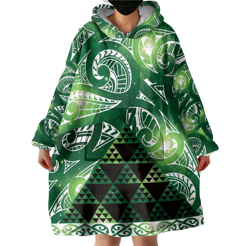 Matariki New Zealand Wearable Blanket Hoodie NZ Niho Taniwha Maori New Year Green Galaxy LT14 - Polynesian Pride