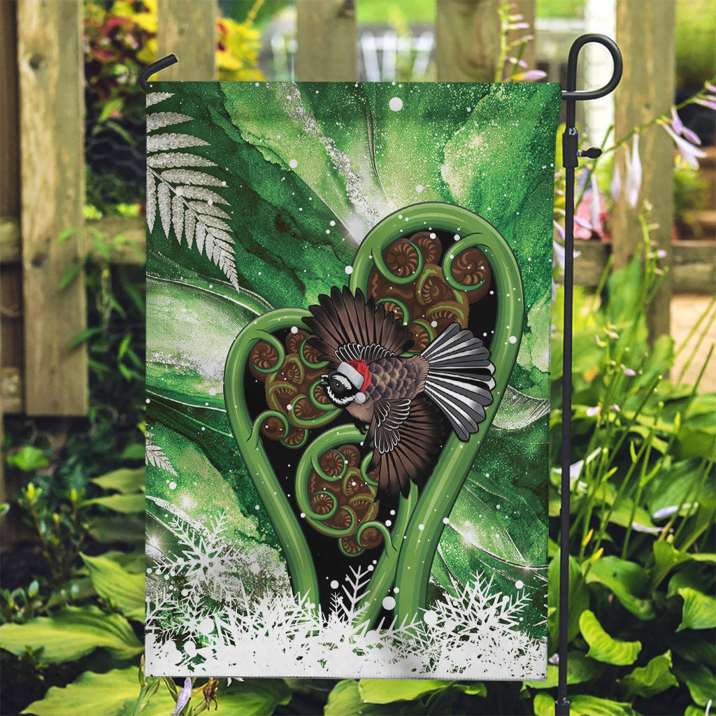 Piwakawaka New Zealand Christmas In July Garden Flag NZ Aroha Koru Fern Marble Vibes LT14 Garden Flag Green - Polynesian Pride