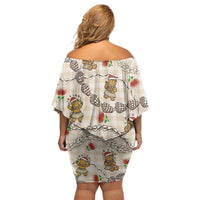 Beige Palaka Hawaii Mele Kalikimaka Off Shoulder Short Dress Ohia Lehua Shell Leis Funny Gingerbread Santa LT14 - Polynesian Pride